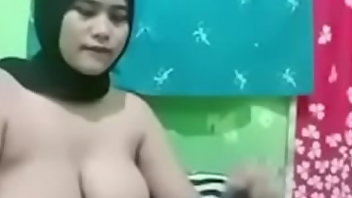 Indonesian Asian Big Boobs 